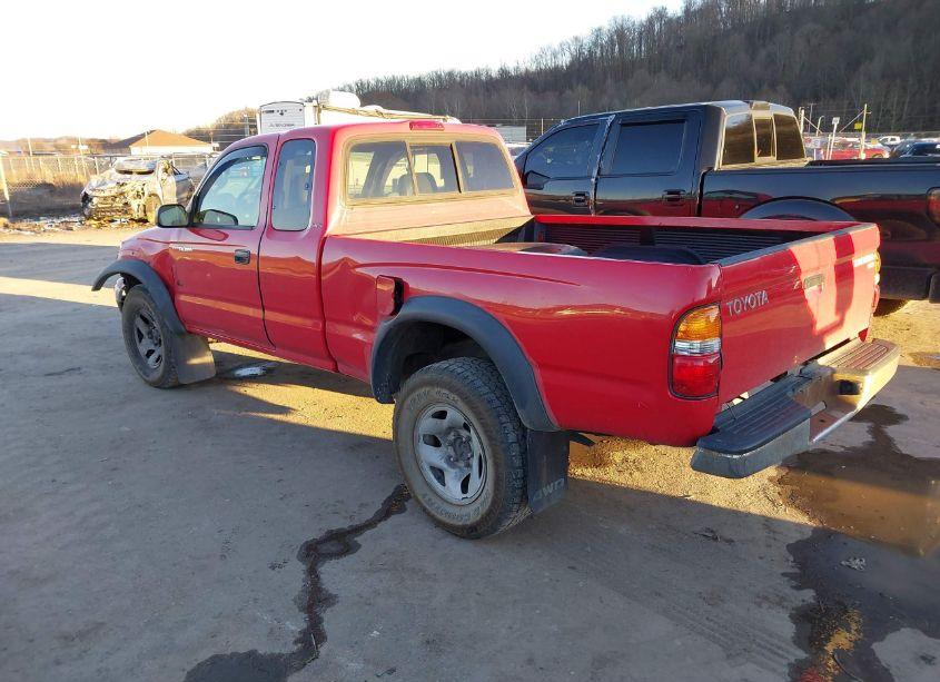 Photo 3 of 2004 Toyota Tacoma N/A (VIN 5TEWM72N34Z379582)