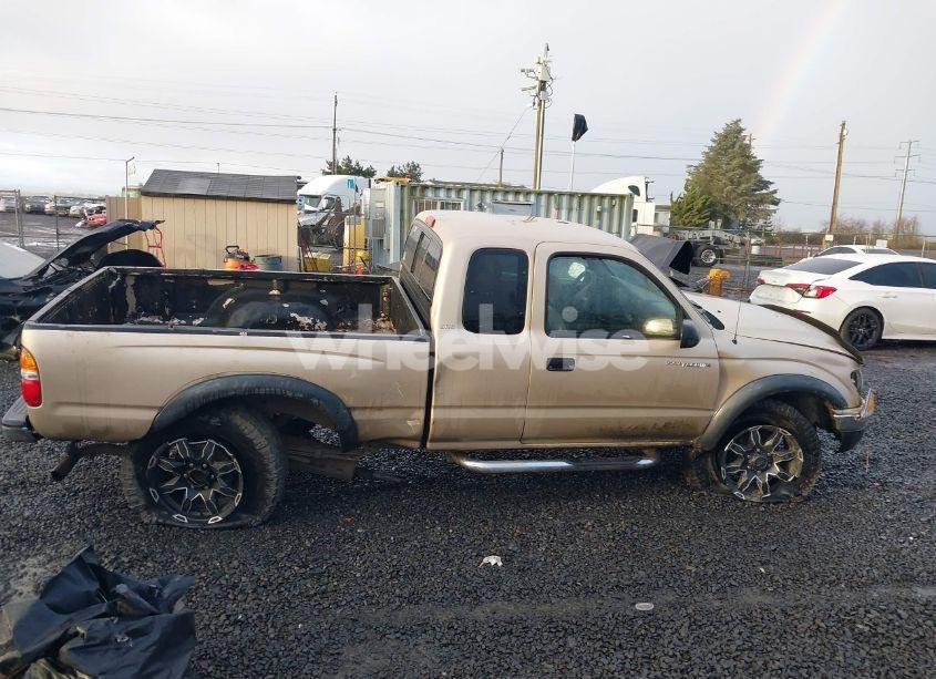 Photo 13 of 2002 Toyota Tacoma (VIN 5TEWM72N42Z094788)