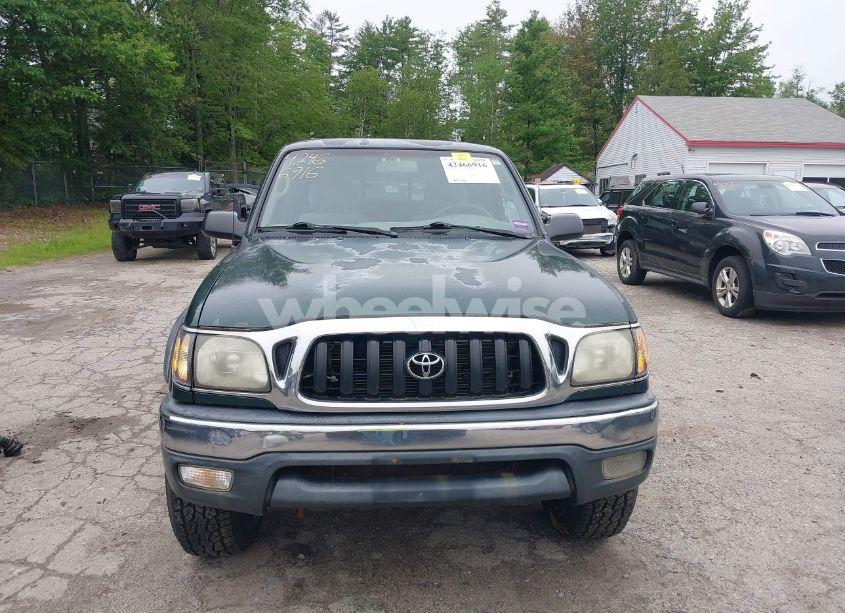 Photo 13 of 2002 Toyota Tacoma (VIN 5TEWM72N52Z077112)
