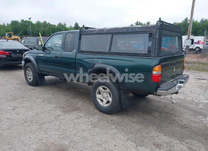 Photo 3 of 2002 Toyota Tacoma (VIN 5TEWM72N52Z077112)