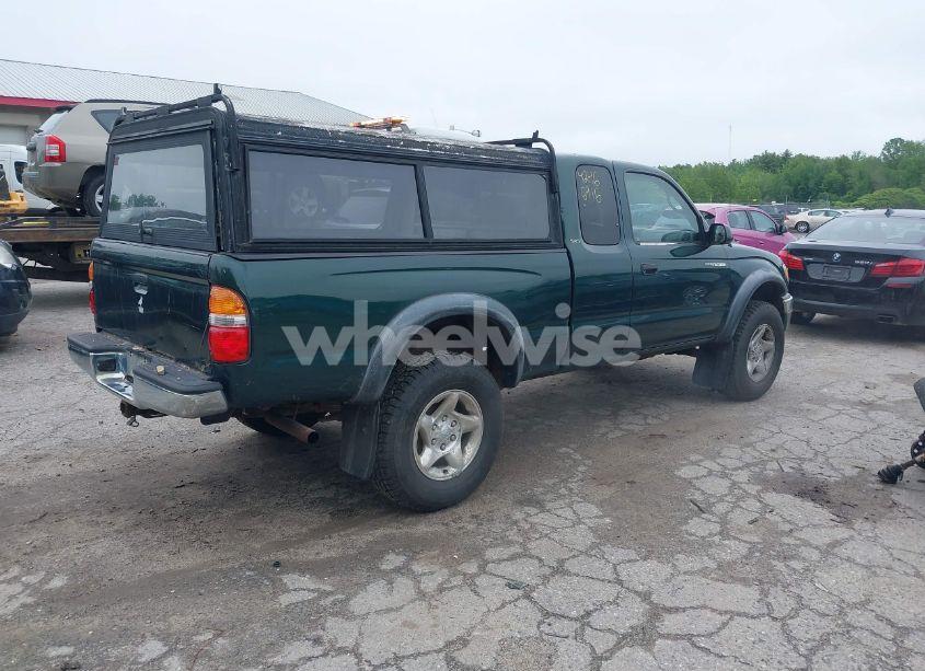 Photo 4 of 2002 Toyota Tacoma (VIN 5TEWM72N52Z077112)