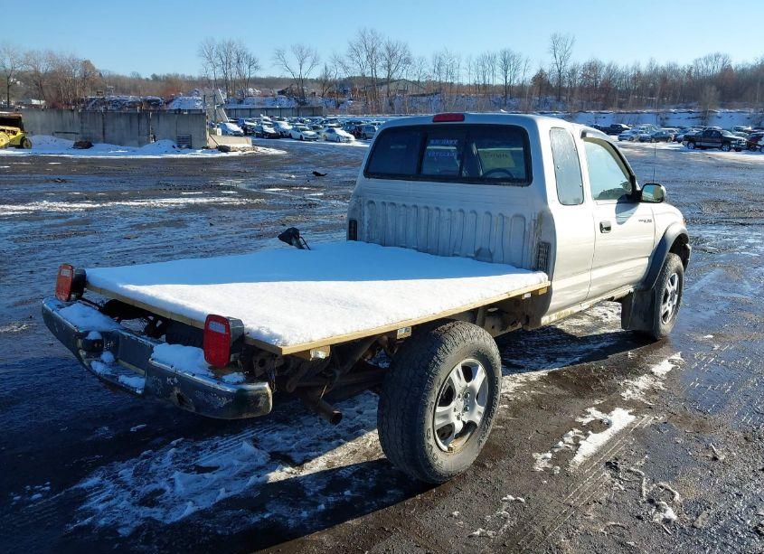 Photo 4 of 2003 Toyota Tacoma N/A (VIN 5TEWM72N53Z181746)