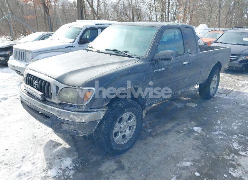Photo 2 of 2002 Toyota Tacoma (VIN 5TEWM72N62Z032440)