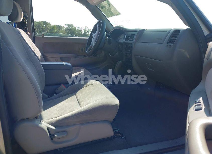 Photo 5 of 2004 Toyota Tacoma (VIN 5TEWM72N74Z438116)