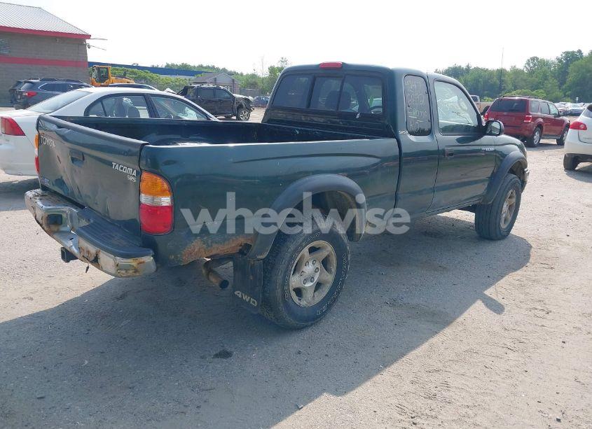 Photo 4 of 2002 Toyota Tacoma (VIN 5TEWM72NX2Z097369)