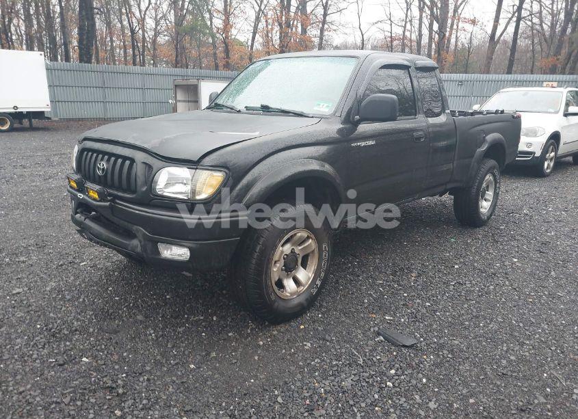 Photo 2 of 2003 Toyota Tacoma (VIN 5TEWM72NX3Z241262)