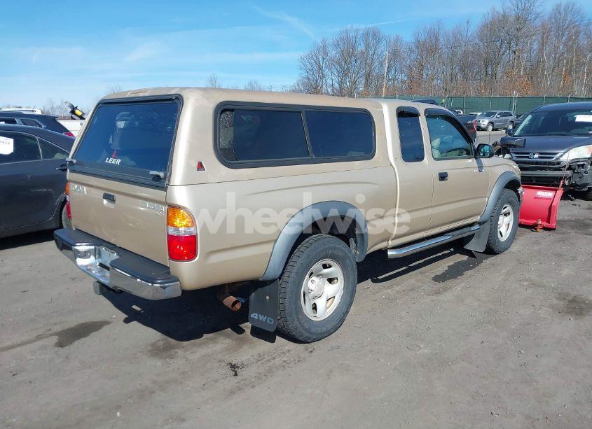 Photo 4 of 2004 Toyota Tacoma (VIN 5TEWM72NX4Z325423)