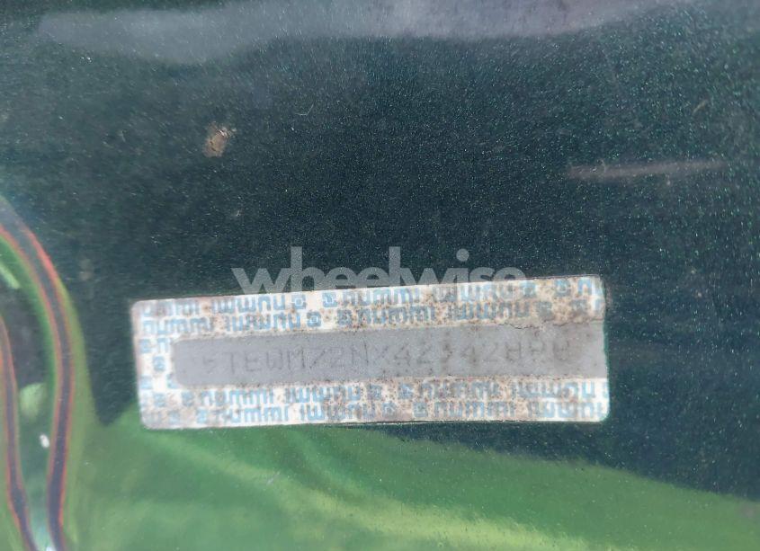 Photo 9 of 2004 Toyota Tacoma (VIN 5TEWM72NX4Z342898)