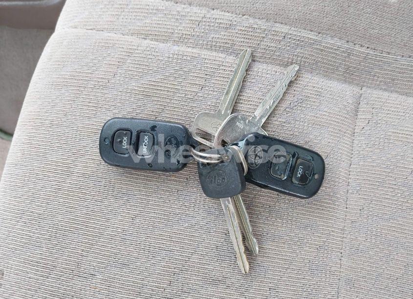 Photo 11 of 2002 Toyota Tacoma BASE V6 (VIN 5TEWN72N02Z083154)