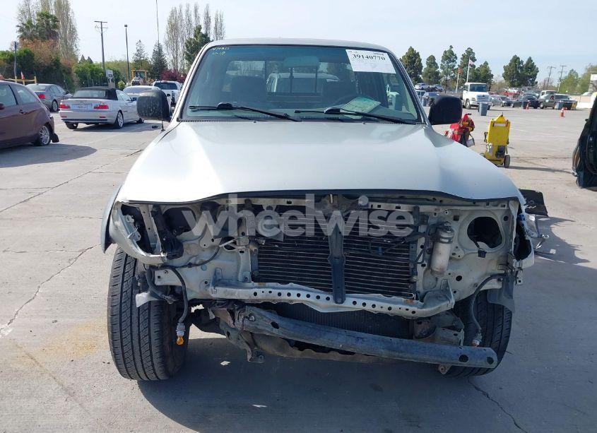 Photo 13 of 2004 Toyota Tacoma BASE V6 (VIN 5TEWN72N04Z353759)