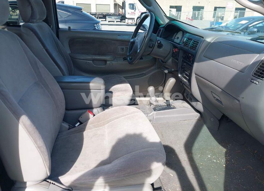 Photo 5 of 2004 Toyota Tacoma BASE V6 (VIN 5TEWN72N04Z353759)