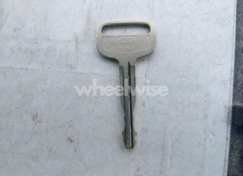 Photo 11 of 2001 Toyota Tacoma BASE V6 (VIN 5TEWN72N11Z733480)