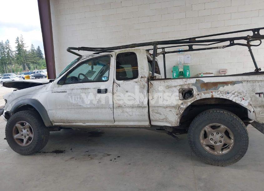 Photo 15 of 2001 Toyota Tacoma BASE V6 (VIN 5TEWN72N11Z733480)