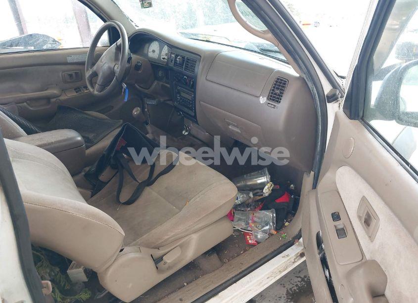 Photo 5 of 2001 Toyota Tacoma BASE V6 (VIN 5TEWN72N11Z733480)