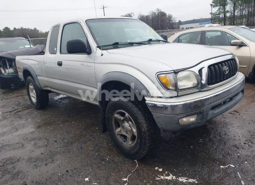 2002 Toyota Tacoma BASE V6 (VIN 5TEWN72N12Z062586) main photo