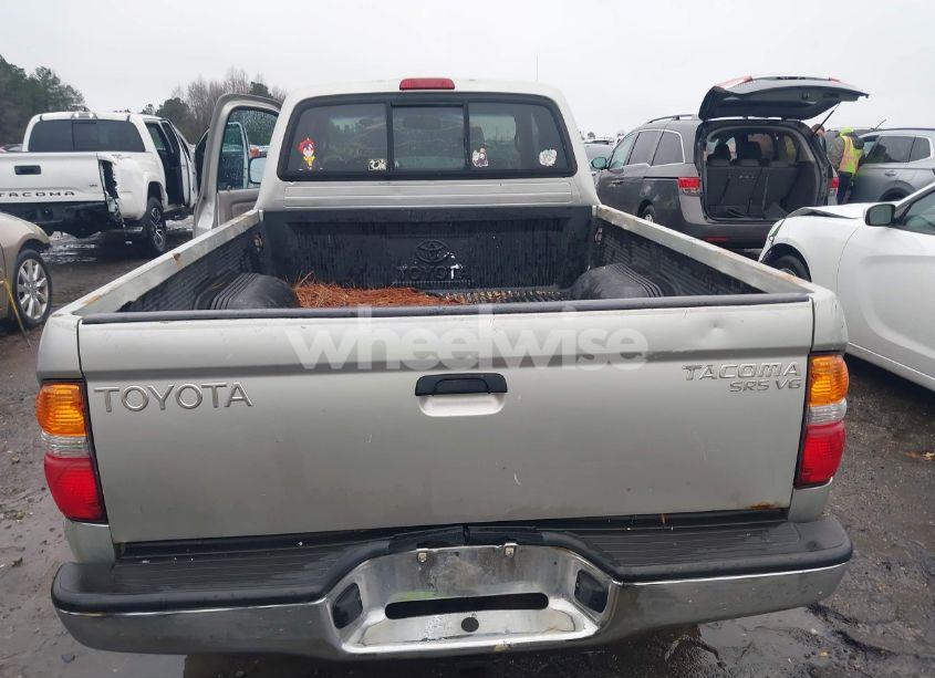 Photo 16 of 2002 Toyota Tacoma BASE V6 (VIN 5TEWN72N12Z062586)