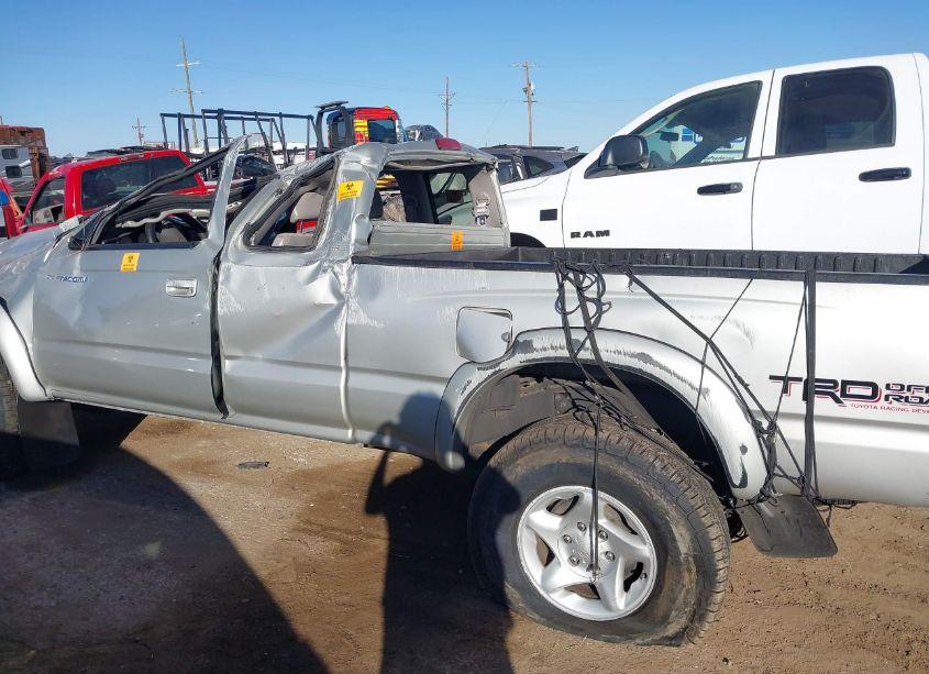 Photo 15 of 2002 Toyota Tacoma BASE V6 (VIN 5TEWN72N12Z112631)