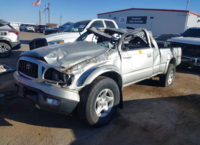 Photo 2 of 2002 Toyota Tacoma BASE V6 (VIN 5TEWN72N12Z112631)