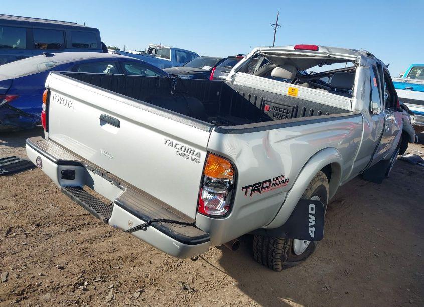 Photo 4 of 2002 Toyota Tacoma BASE V6 (VIN 5TEWN72N12Z112631)