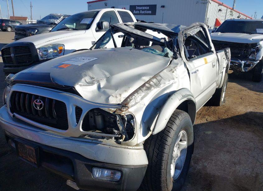 Photo 6 of 2002 Toyota Tacoma BASE V6 (VIN 5TEWN72N12Z112631)