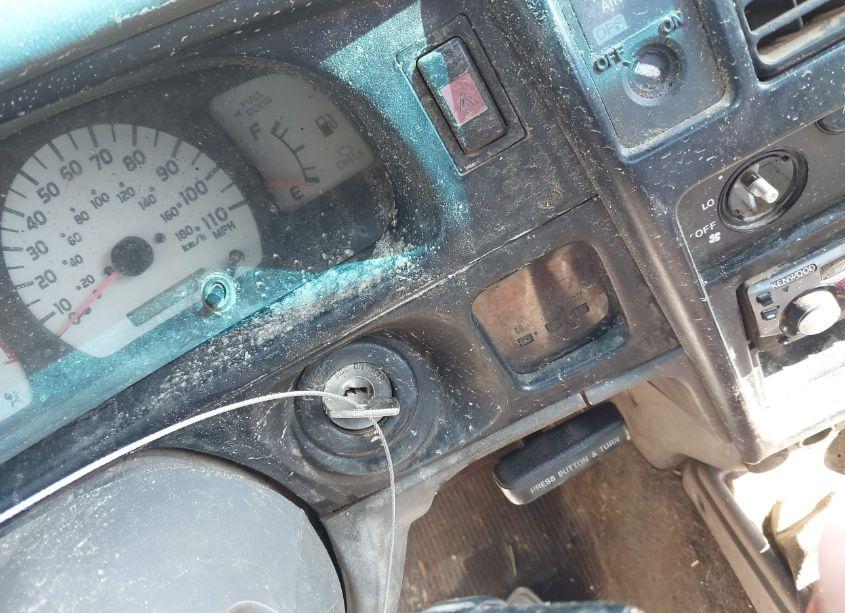 Photo 11 of 2003 Toyota Tacoma BASE V6 (VIN 5TEWN72N13Z285874)