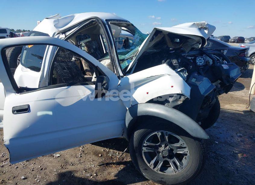 Photo 17 of 2003 Toyota Tacoma BASE V6 (VIN 5TEWN72N13Z297572)