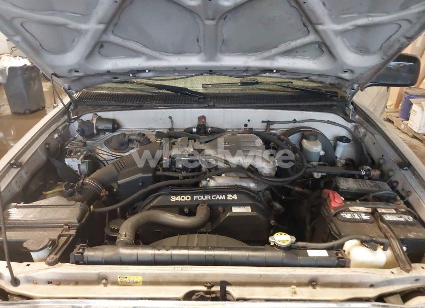 Photo 10 of 2004 Toyota Tacoma BASE V6 (VIN 5TEWN72N14Z447424)