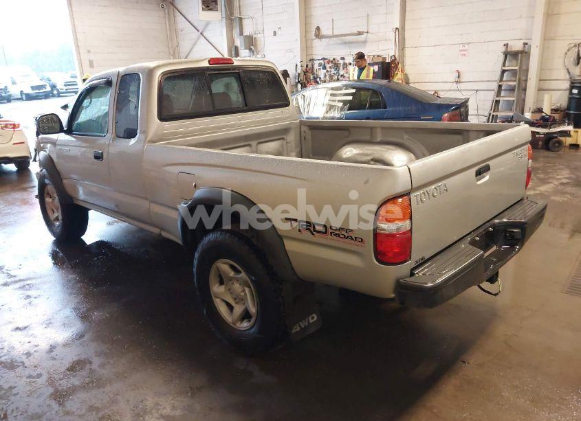 Photo 3 of 2004 Toyota Tacoma BASE V6 (VIN 5TEWN72N14Z447424)