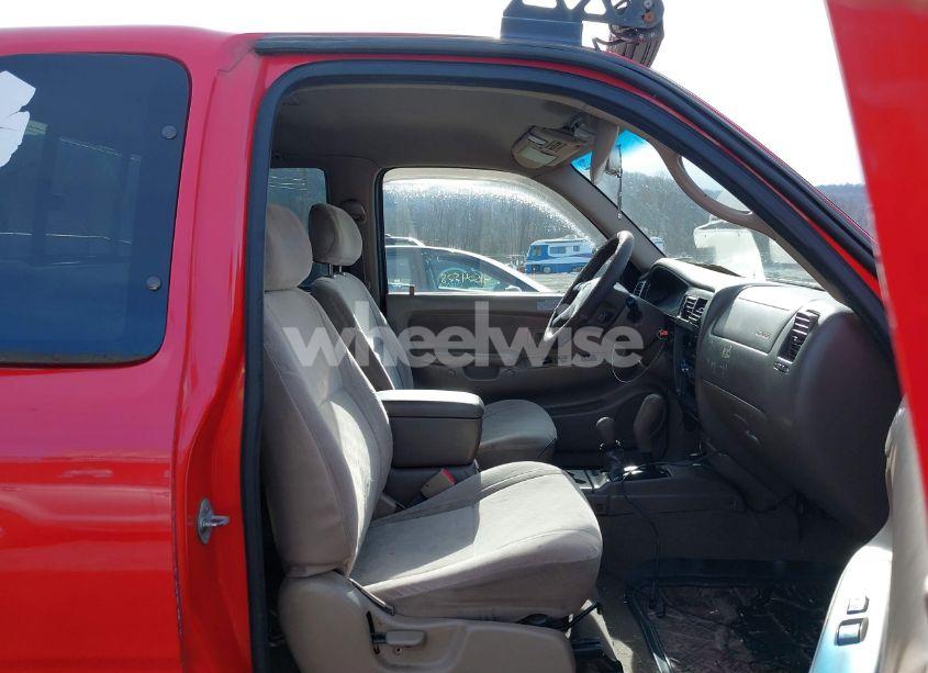 Photo 5 of 2001 Toyota Tacoma BASE V6 (VIN 5TEWN72N21Z820806)