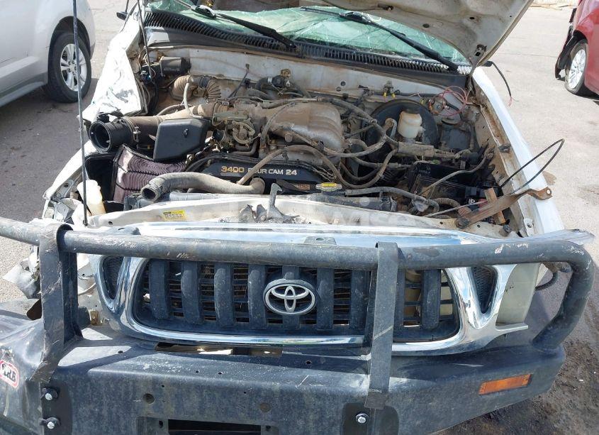 Photo 10 of 2002 Toyota Tacoma BASE V6 (VIN 5TEWN72N22Z082152)