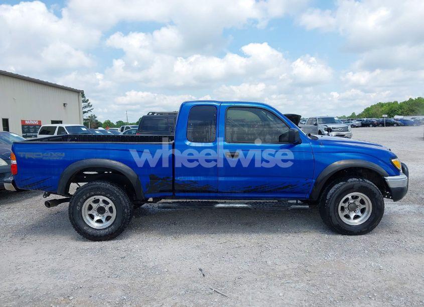 Photo 13 of 2002 Toyota Tacoma BASE V6 (VIN 5TEWN72N22Z126201)