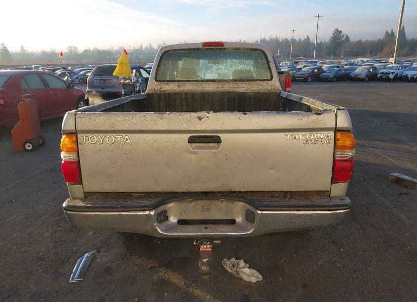 Photo 16 of 2004 Toyota Tacoma BASE V6 (VIN 5TEWN72N24Z373740)