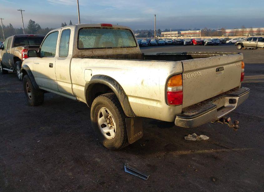 Photo 3 of 2004 Toyota Tacoma BASE V6 (VIN 5TEWN72N24Z373740)