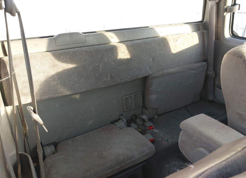 Photo 8 of 2004 Toyota Tacoma BASE V6 (VIN 5TEWN72N24Z373740)