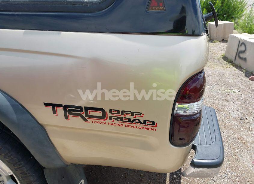 Photo 6 of 2004 Toyota Tacoma BASE V6 (VIN 5TEWN72N24Z400709)