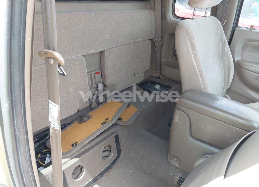 Photo 8 of 2004 Toyota Tacoma BASE V6 (VIN 5TEWN72N24Z400709)