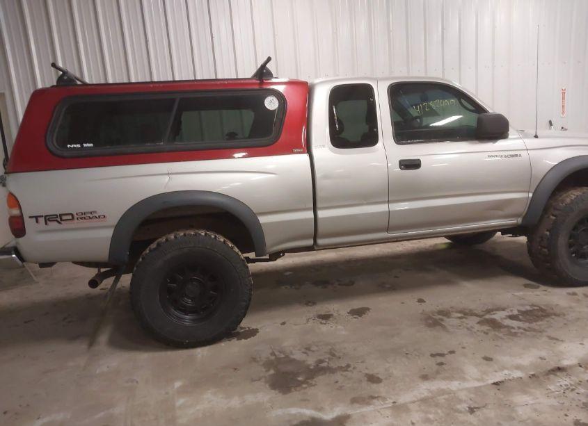 Photo 18 of 2004 Toyota Tacoma BASE V6 (VIN 5TEWN72N34Z369776)