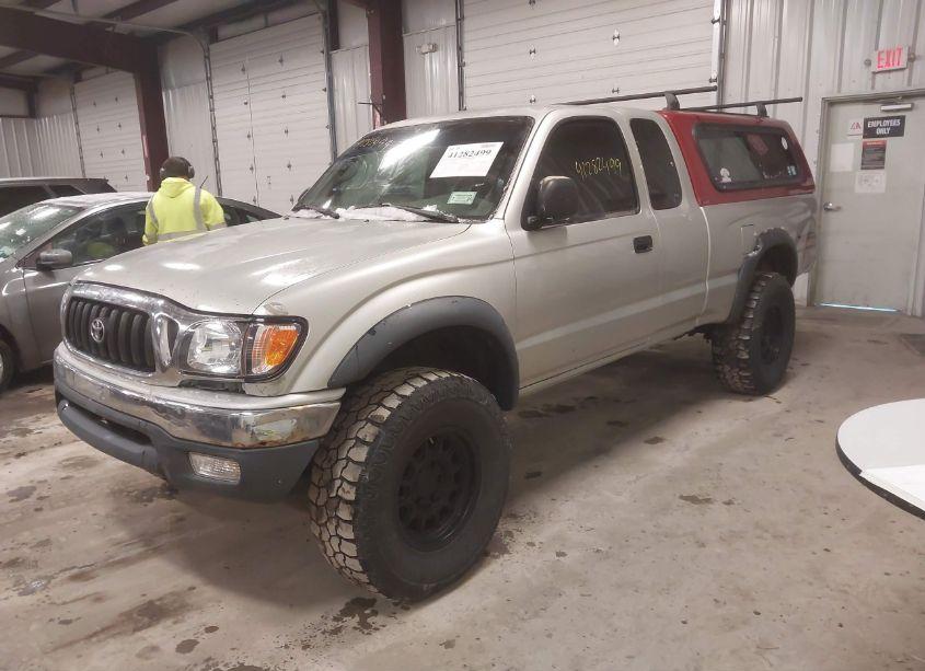 Photo 2 of 2004 Toyota Tacoma BASE V6 (VIN 5TEWN72N34Z369776)
