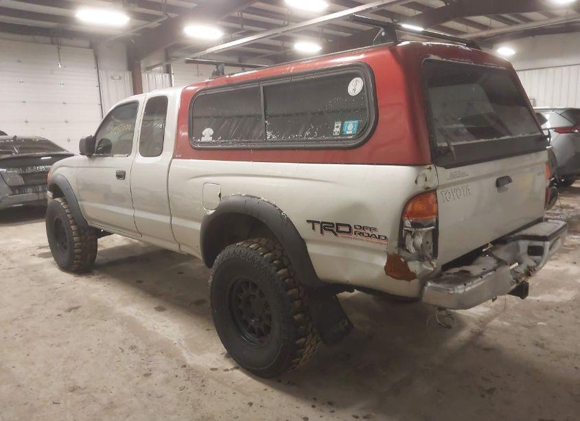 Photo 3 of 2004 Toyota Tacoma BASE V6 (VIN 5TEWN72N34Z369776)