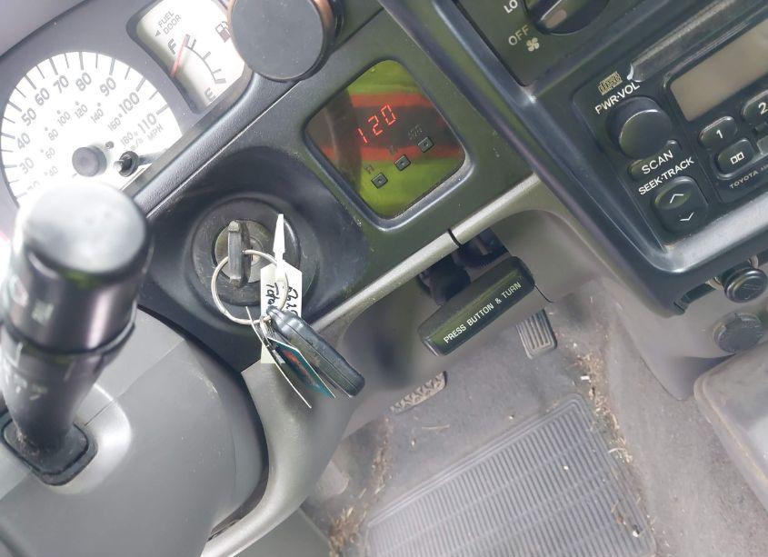 Photo 11 of 2004 Toyota Tacoma BASE V6 (VIN 5TEWN72N34Z410309)