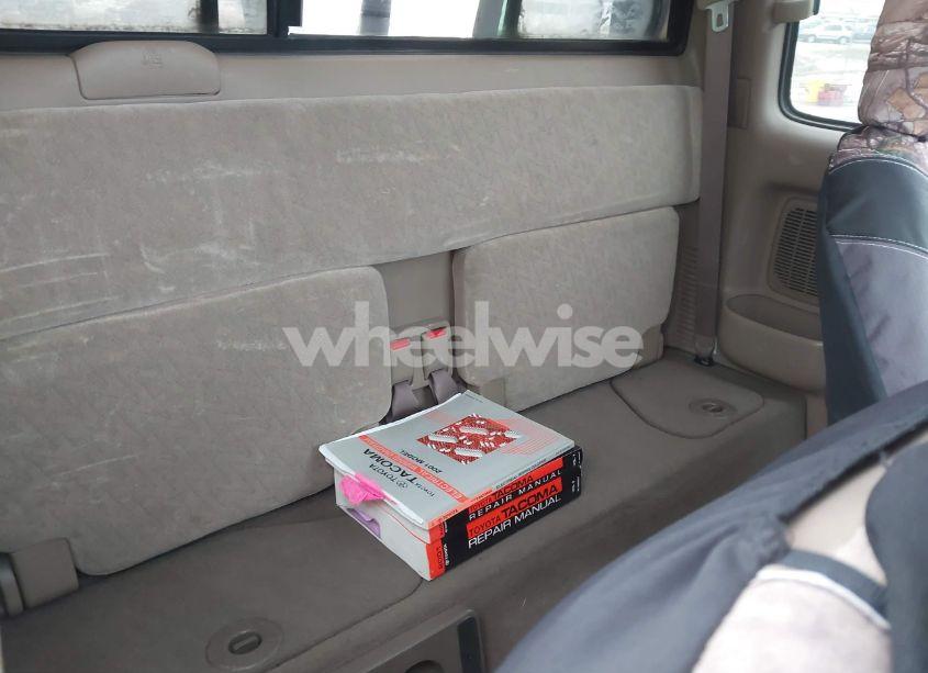 Photo 8 of 2001 Toyota Tacoma BASE V6 (VIN 5TEWN72N41Z853306)