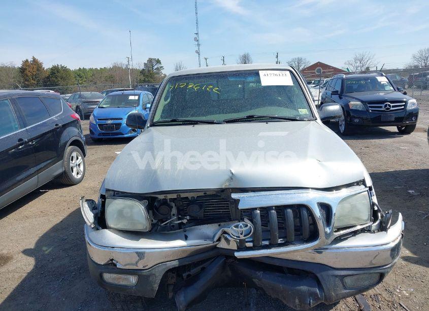 Photo 12 of 2004 Toyota Tacoma BASE V6 (VIN 5TEWN72N44Z342540)