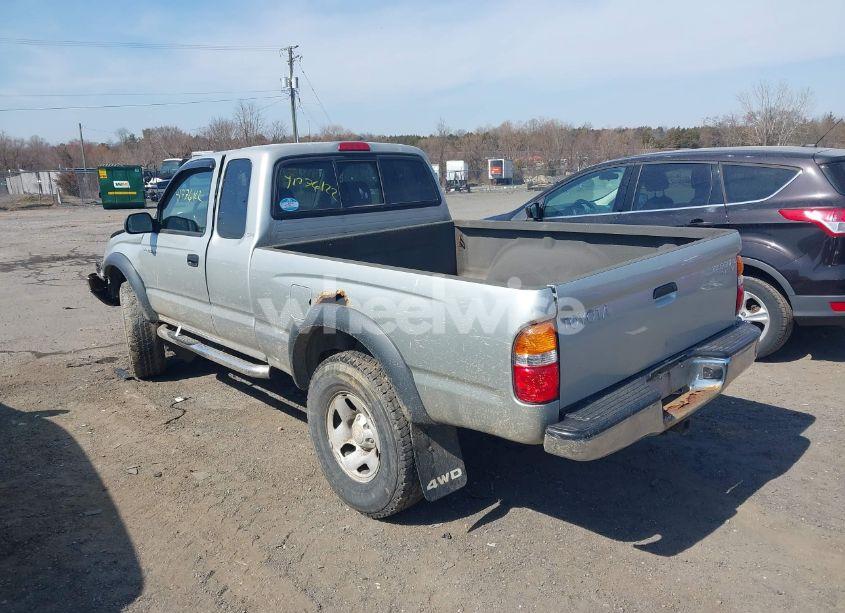 Photo 3 of 2004 Toyota Tacoma BASE V6 (VIN 5TEWN72N44Z342540)