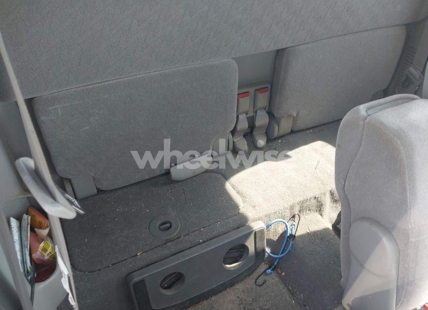 Photo 8 of 2004 Toyota Tacoma BASE V6 (VIN 5TEWN72N44Z342540)