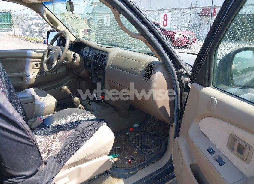Photo 5 of 2004 Toyota Tacoma BASE V6 (VIN 5TEWN72N44Z344708)