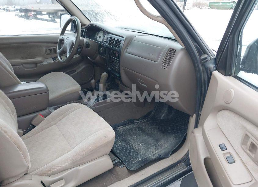 Photo 5 of 2001 Toyota Tacoma BASE V6 (VIN 5TEWN72N61Z856854)