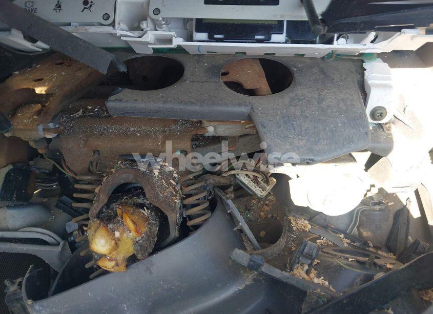 Photo 15 of 2002 Toyota Tacoma BASE V6 (VIN 5TEWN72N62Z136732)