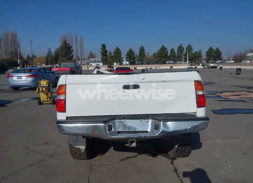 Photo 16 of 2002 Toyota Tacoma BASE V6 (VIN 5TEWN72N62Z136732)