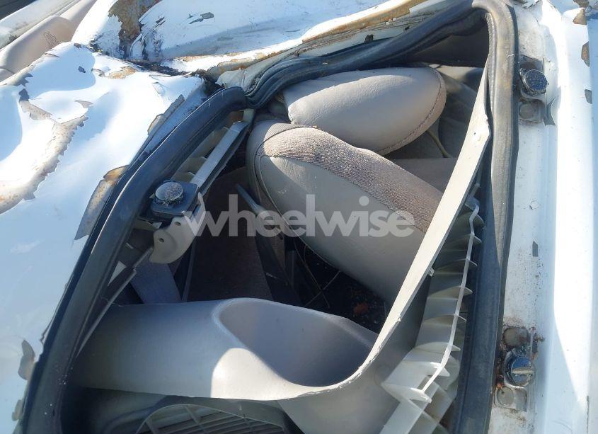 Photo 8 of 2002 Toyota Tacoma BASE V6 (VIN 5TEWN72N62Z136732)