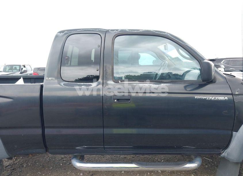 Photo 13 of 2002 Toyota Tacoma BASE V6 (VIN 5TEWN72N72Z058610)